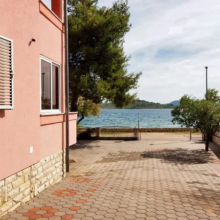 Pensjonat Stefani In - Nord-dalmatien Vodice